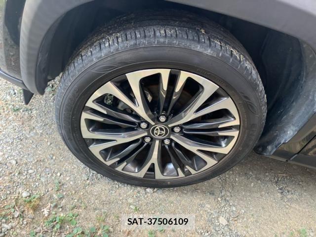 Toyota YARIS CROSS 2023-01 8355954-4