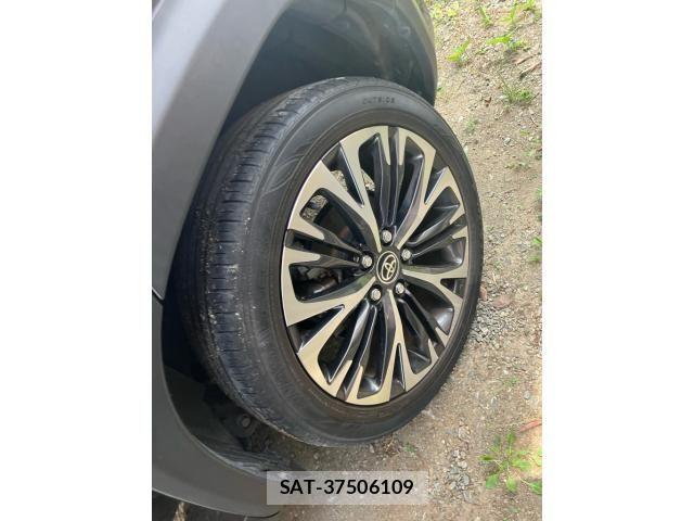 Toyota YARIS CROSS 2023-01 8355954-5