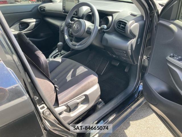 Toyota YARIS CROSS 2022-01 8355957-9