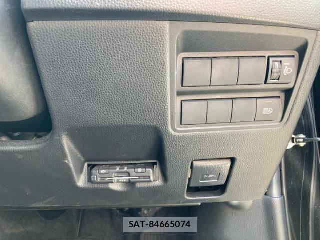 Toyota YARIS CROSS 2022-01 8355957-11
