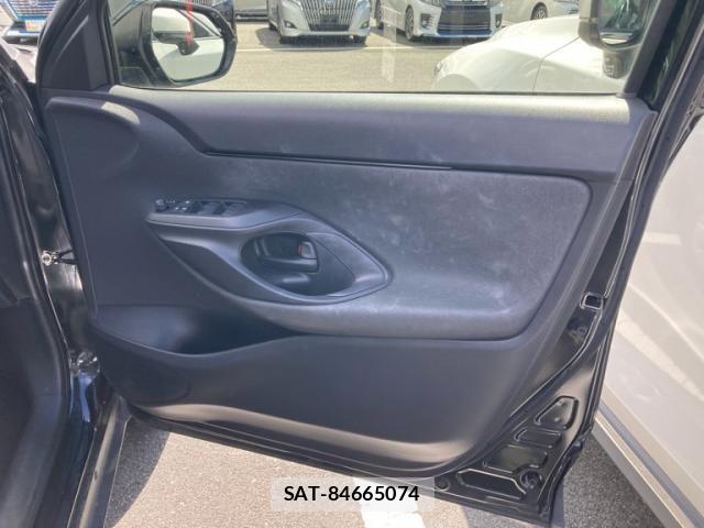 Toyota YARIS CROSS 2022-01 8355957-8