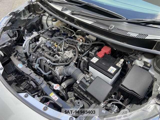 Toyota YARIS CROSS 2021-03 8369992-19