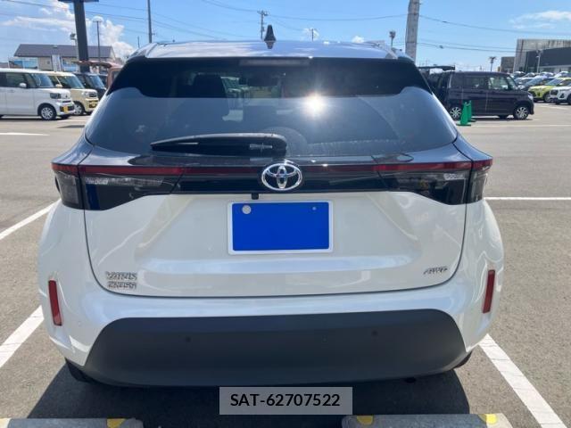 Toyota YARIS CROSS 2022-04 8369991-8