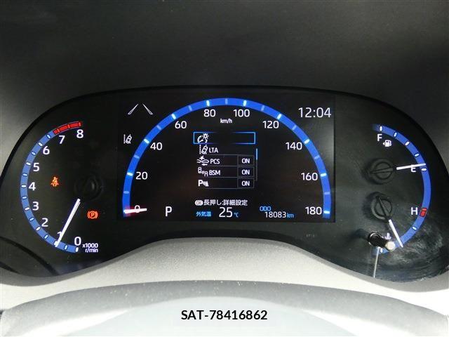Toyota YARIS CROSS 2021-03 8369996-13