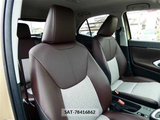 Toyota YARIS CROSS 2021-03 8369996-22