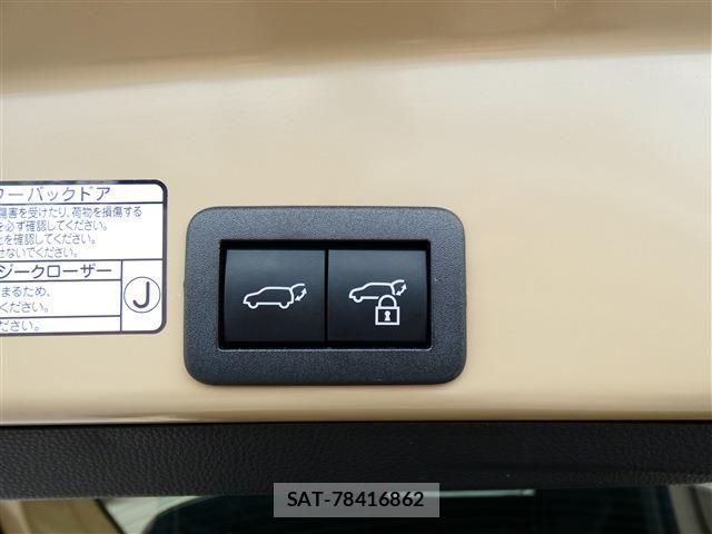 Toyota YARIS CROSS 2021-03 8369996-29