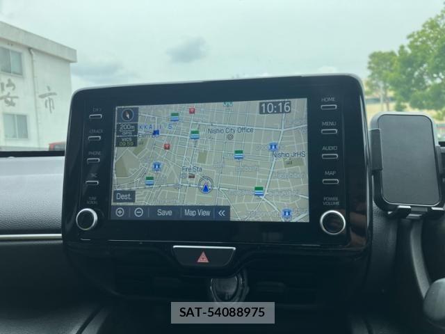 Toyota YARIS CROSS 2023-09 8369990-13