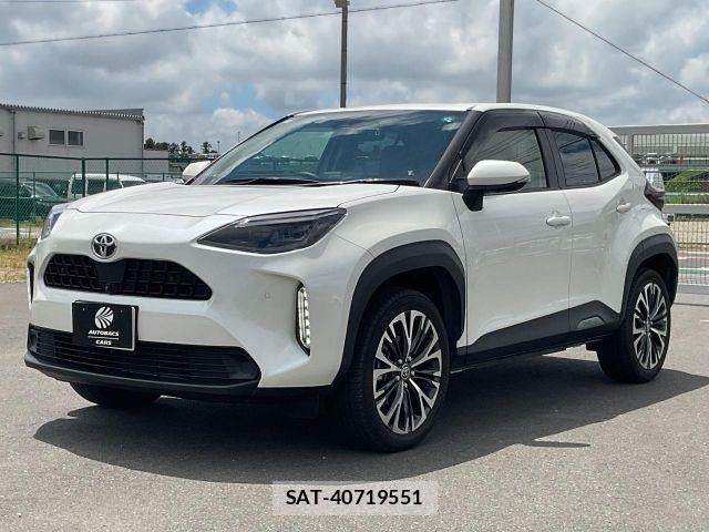 Toyota YARIS CROSS 2021-05 8369994-5