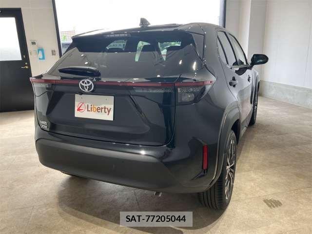 Toyota YARIS CROSS 2025-07 8369993-15
