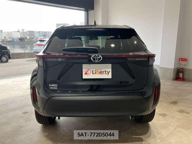 Toyota YARIS CROSS 2025-07 8369993-16