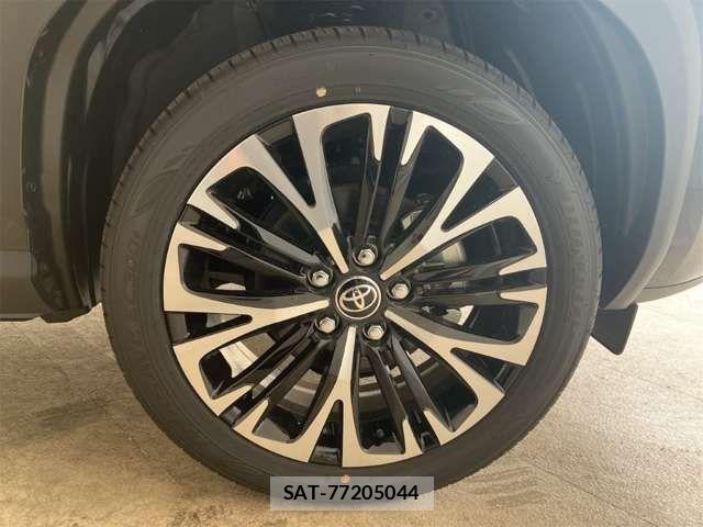 Toyota YARIS CROSS 2025-07 8369993-19