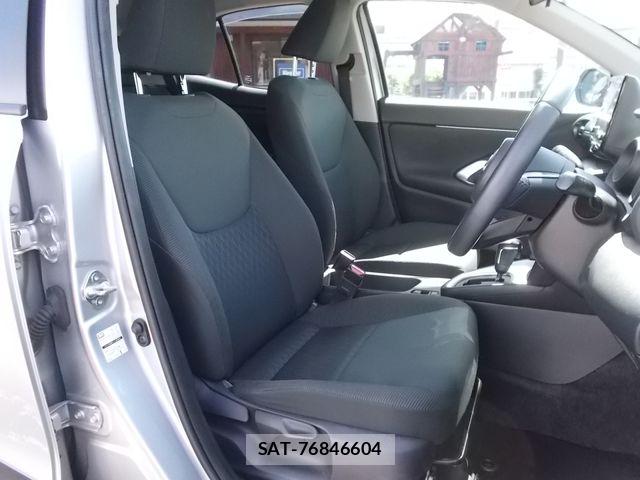 Toyota YARIS CROSS 2021-01 8369999-4