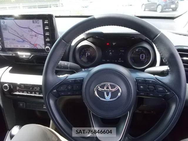 Toyota YARIS CROSS 2021-01 8369999-5