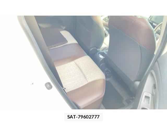 Toyota YARIS CROSS 2021-06 8369995-19