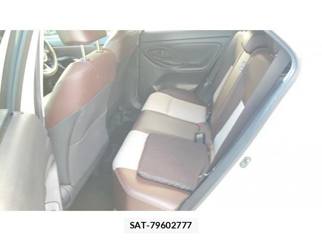 Toyota YARIS CROSS 2021-06 8369995-21