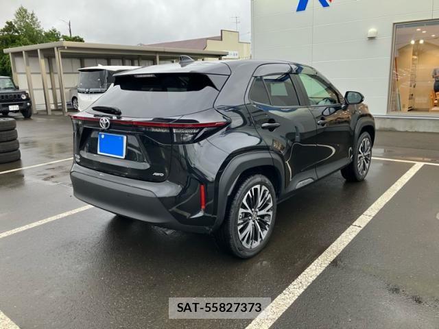 Toyota YARIS CROSS 2023-06 8369987-3