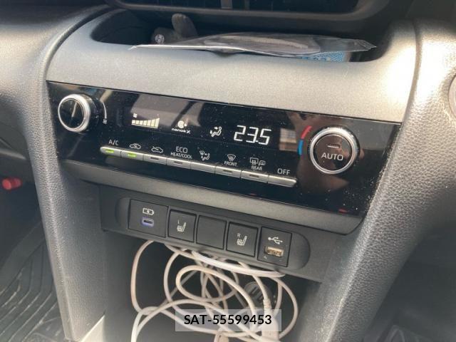 Toyota YARIS CROSS 2022-10 8372431-10