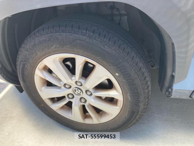 Toyota YARIS CROSS 2022-10 8372431-7