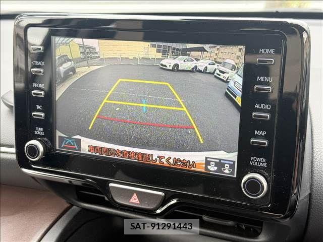 Toyota YARIS CROSS 2021-04 8372429-11