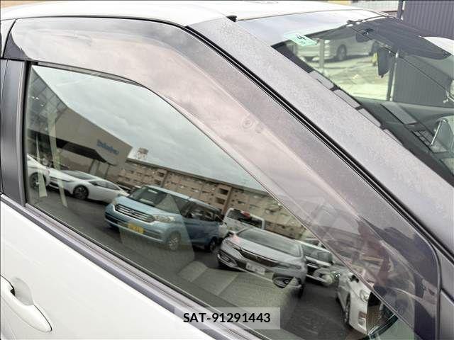 Toyota YARIS CROSS 2021-04 8372429-29
