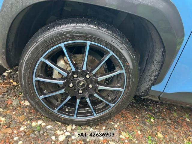 Toyota YARIS CROSS 2022-11 8439179-10