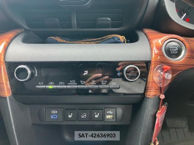 Toyota YARIS CROSS 2022-11 8439179-21