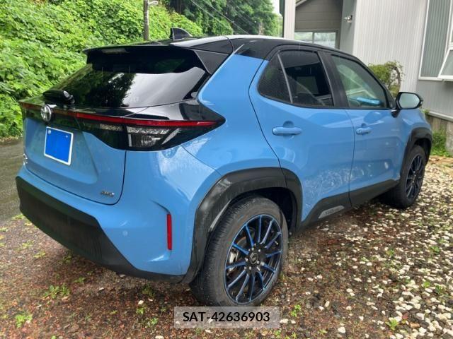 Toyota YARIS CROSS 2022-11 8439179-4