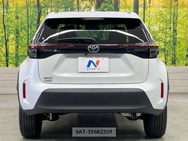 Toyota YARIS CROSS 2025-02 8458861-14