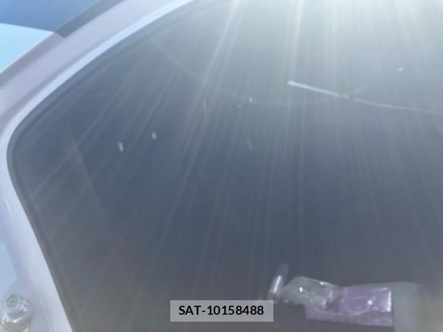 Toyota YARIS CROSS 2023-07 8458862-12