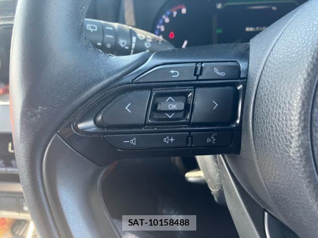 Toyota YARIS CROSS 2023-07 8458862-16