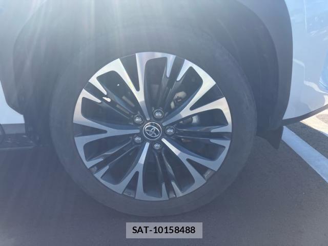 Toyota YARIS CROSS 2023-07 8458862-4