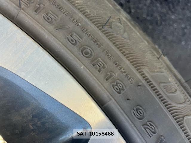 Toyota YARIS CROSS 2023-07 8458862-5