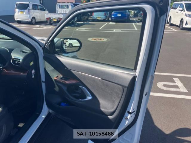 Toyota YARIS CROSS 2023-07 8458862-8