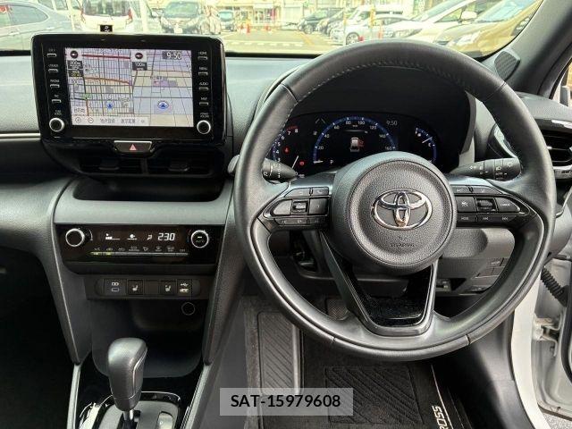 Toyota YARIS CROSS 2023-07 8458859-1