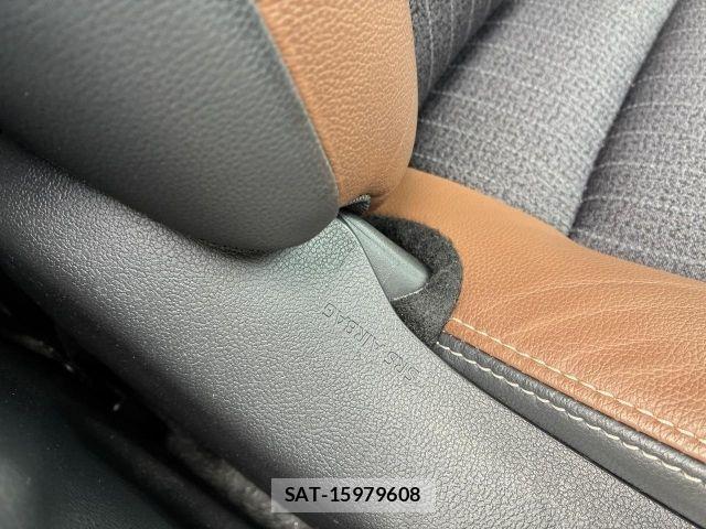 Toyota YARIS CROSS 2023-07 8458859-25