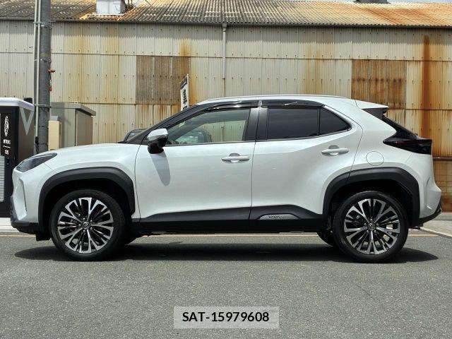 Toyota YARIS CROSS 2023-07 8458859-6