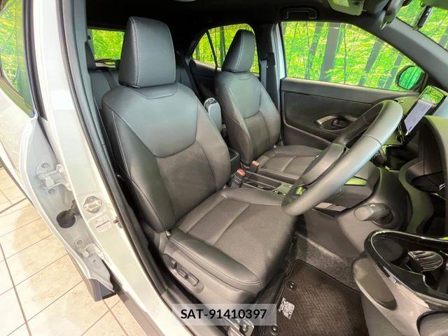 Toyota YARIS CROSS 2025-02 8458860-7