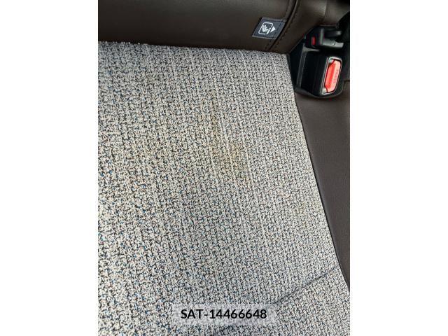 Toyota YARIS CROSS 2020-10 8564224-13