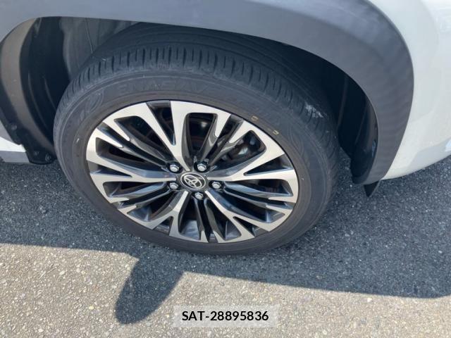 Toyota YARIS CROSS 2020-09 8564225-7
