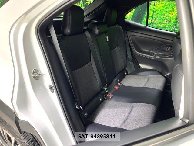 Toyota YARIS CROSS 2023-07 8564222-12