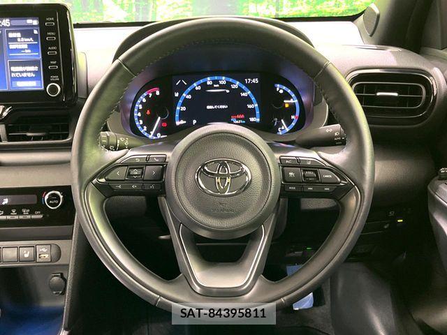 Toyota YARIS CROSS 2023-07 8564222-8