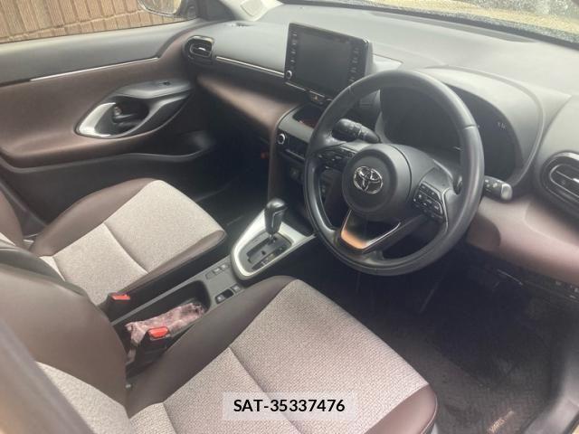Toyota YARIS CROSS 2021-02 8564227-14