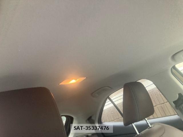 Toyota YARIS CROSS 2021-02 8564227-17