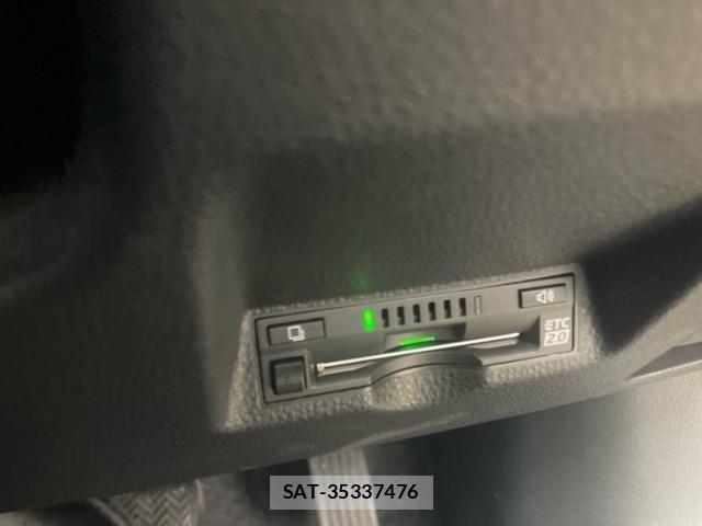 Toyota YARIS CROSS 2021-02 8564227-26