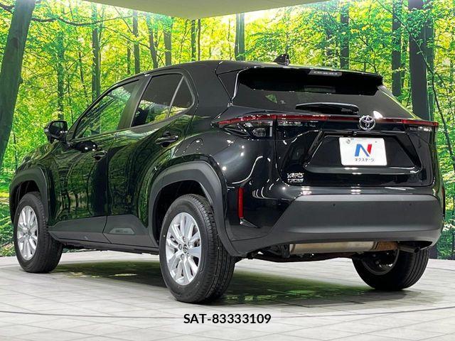 Toyota YARIS CROSS 2025-07 8630006-17