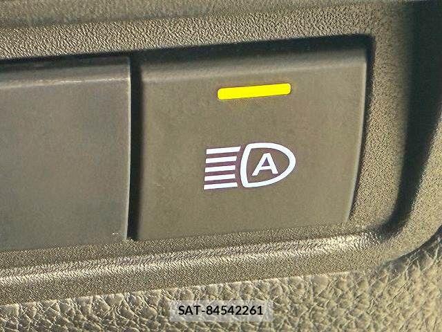 Toyota YARIS CROSS 2021-07 8630005-7
