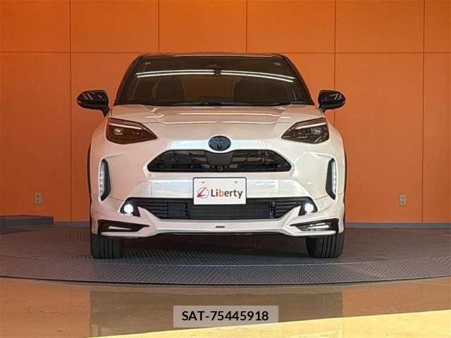Toyota YARIS CROSS 2025-06 8630002-17