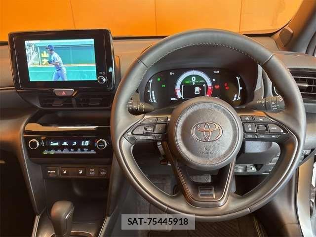 Toyota YARIS CROSS 2025-06 8630002-1