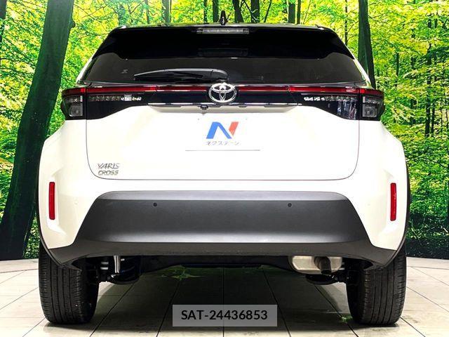 Toyota YARIS CROSS 2022-02 8630003-15
