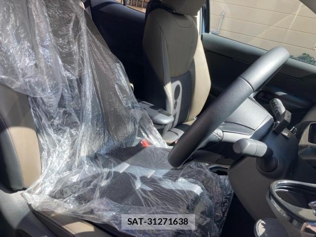 Toyota YARIS CROSS 2026-01 8662643-13